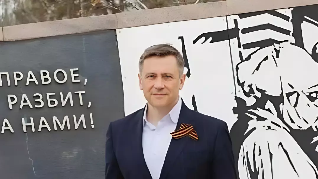 Гендиректор Омскэлектро Андрей Жуковский поздравил мобилизованных сотрудников с 9 мая