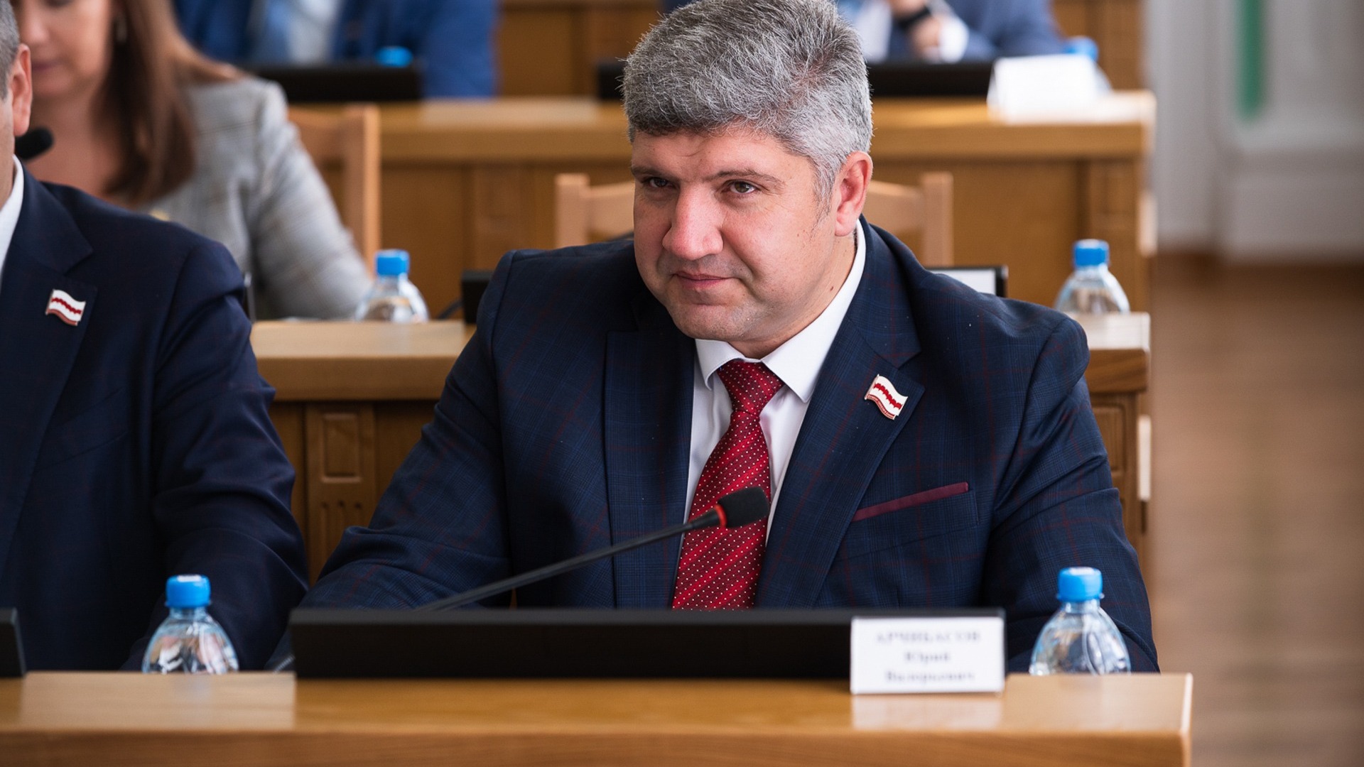 Депутат Юрий Арчибасов переписал на себя «Автобусы Омска»