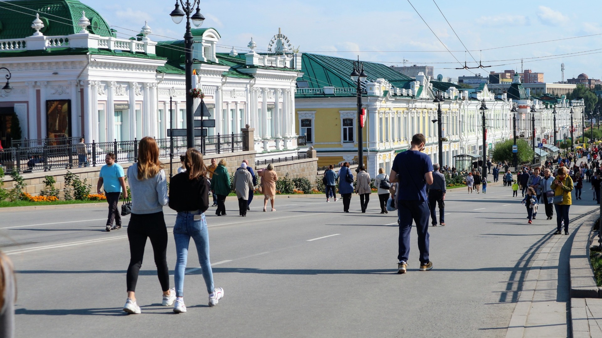 Перед Днем России в Омской области разрешили массовые мероприятия