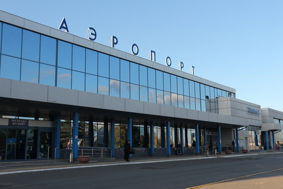 Самолет из Омска в Красноярск задержали на 2.5 часа