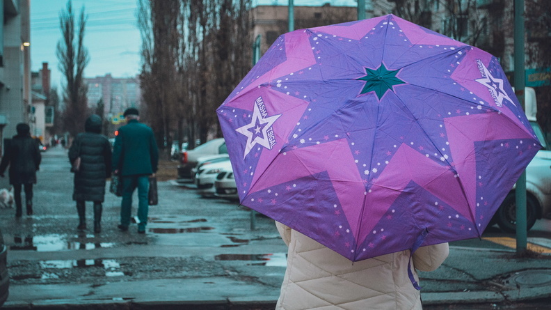 В Омске задержится жаркая погода с грозами и дождями