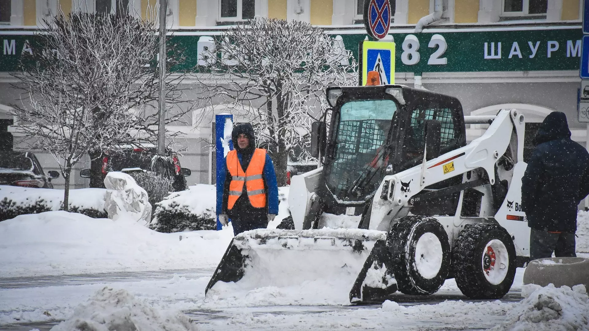 В Администрации Омска рассказали о результатах уборки снега в выходные