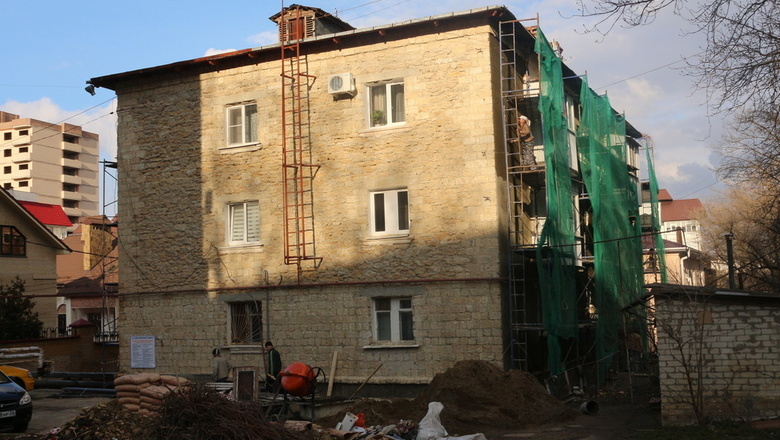 Депутаты Горсовета обсудили ход капитального ремонта «судебных» домов в Омске
