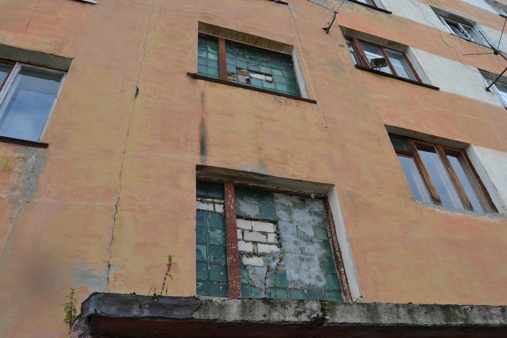 В Омской области сорвалось больше половины торгов на капремонт домов