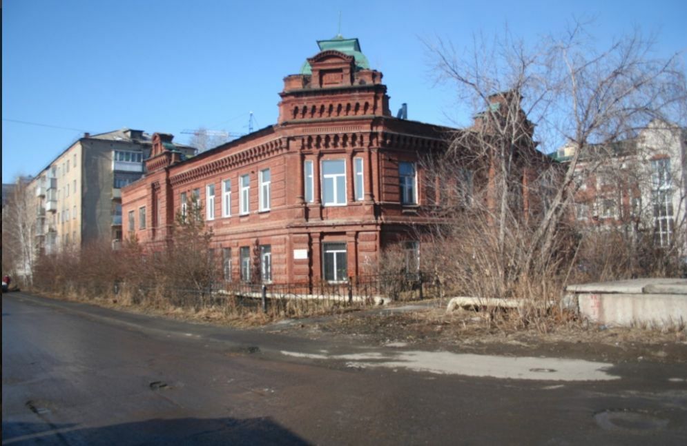 В Омске старинный особняк продают за 20 млн рублей