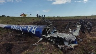 Обнародованы фотографии с места крушения вертолета, которым управлял омич на Камчатке