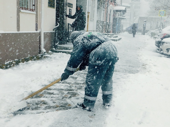 Казимиров прокомментировал возмущения омичей об уборке снега