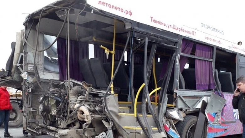 В ДТП с автобусом на трассе Омск — Тюмень пострадали 6 человек