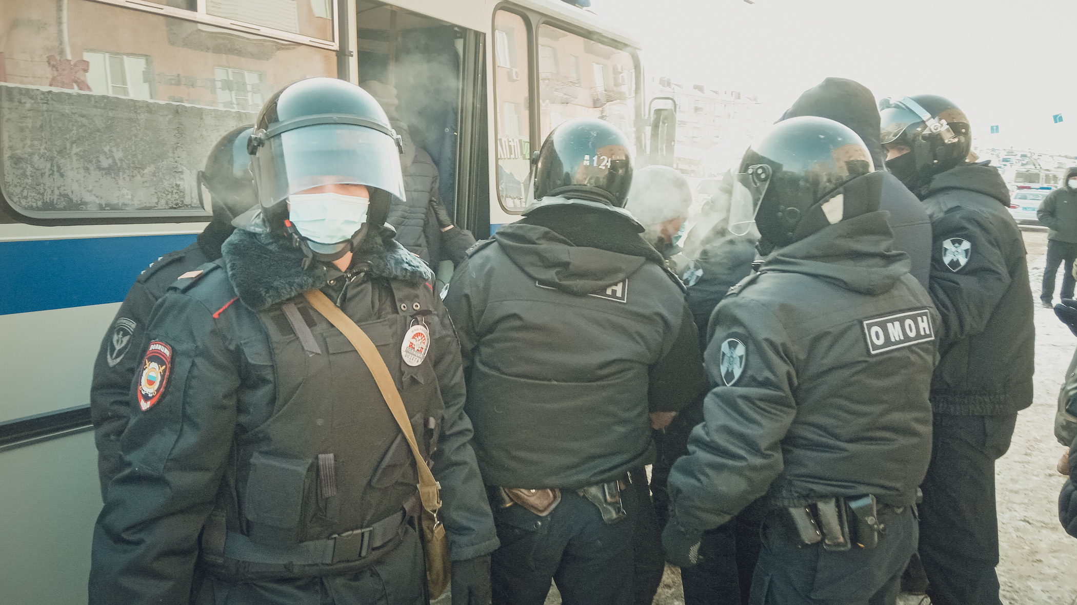 С омичей взыскали 450 тыс за работу полиции на митинге в поддержку Навального