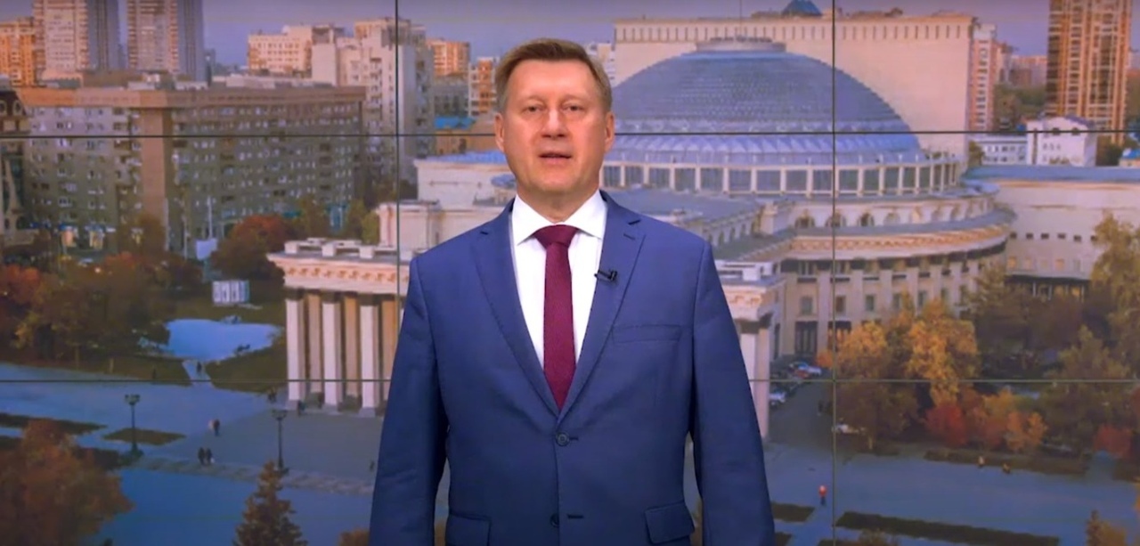 Мэр Новосибирска впервые записал видео-поздравление омичам