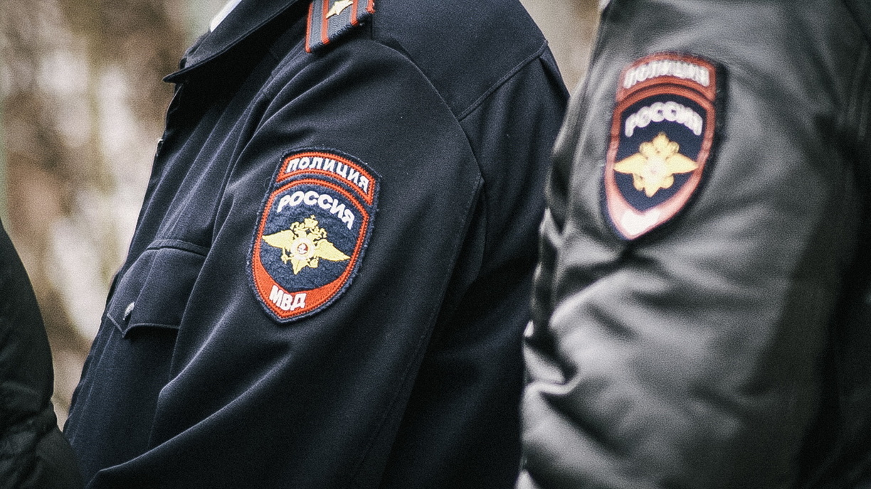 Омский полицейский получил срок за избиение, но до сих пор не уволен
