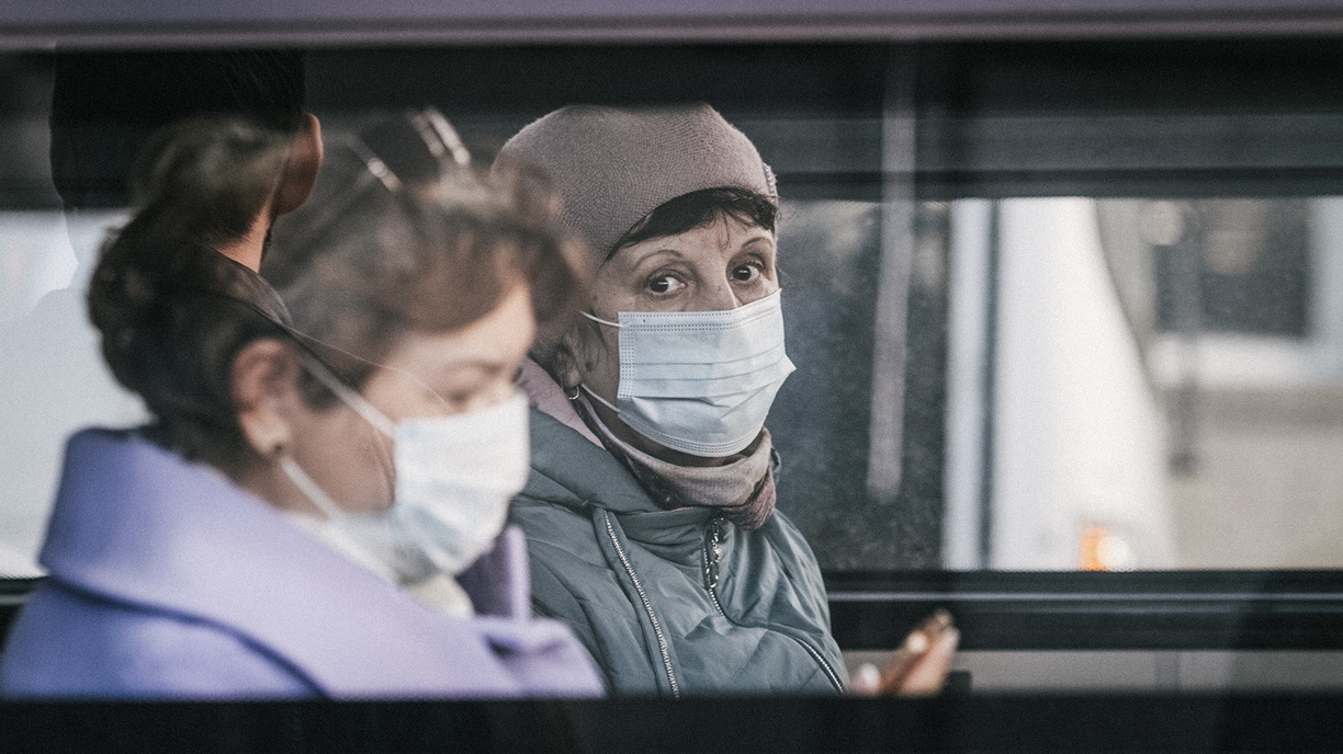 Омич получил компенсацию, которая причиталась упавшей в автобусе жительнице Казани