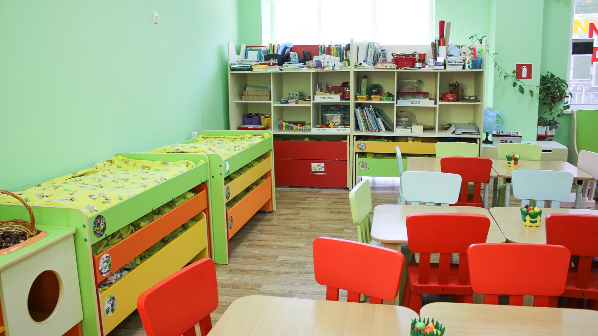 В Омске появится 18 новых ясельных групп для детей до трех лет – список детсадов