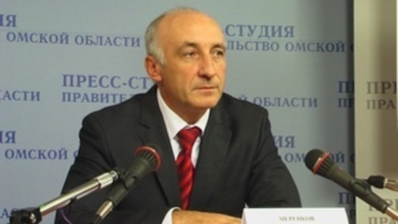 «Привыкаю к свободе». Бывший омский министр Меренков вышел из тюрьмы