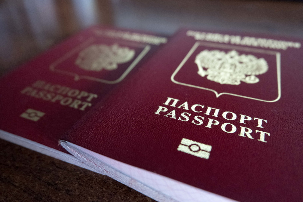 В России жителей могут обязать менять паспорт по достижении 60 лет