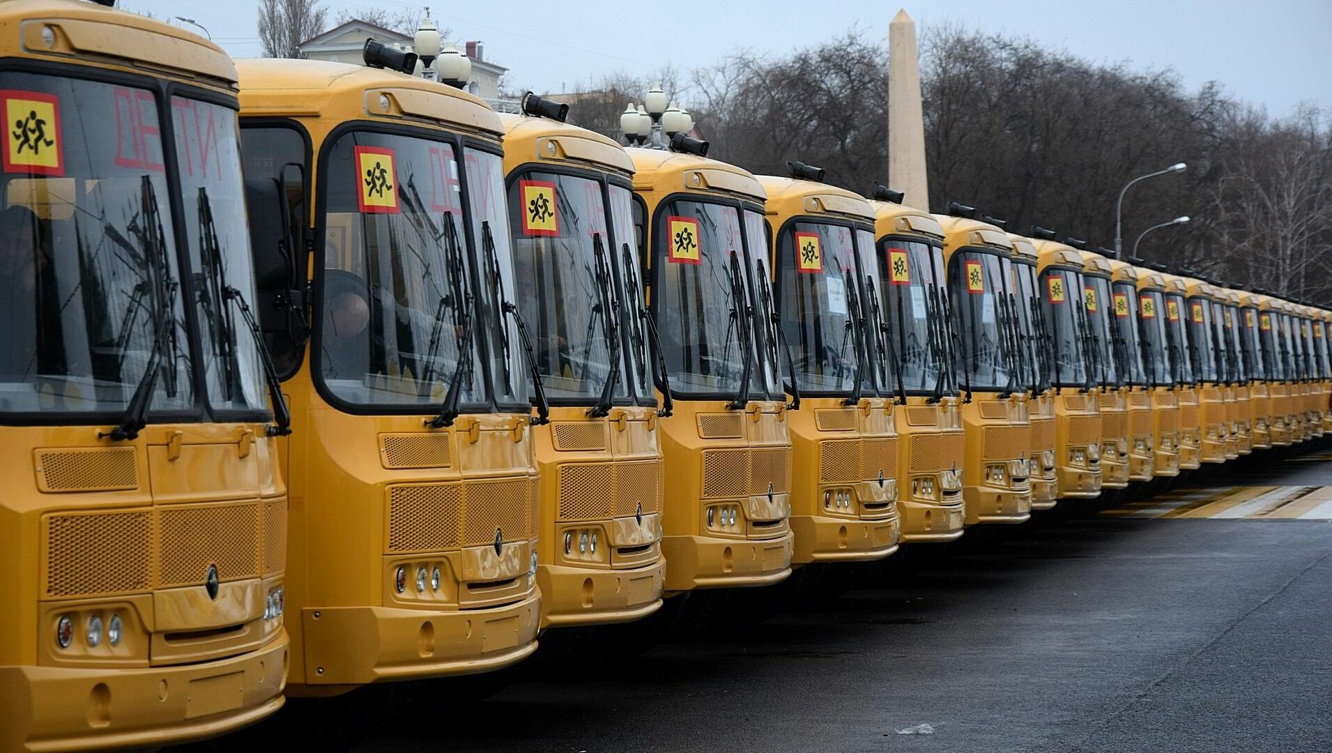 Омская прокуратура выбила автобус для школьников, которые ходили на занятия пешком