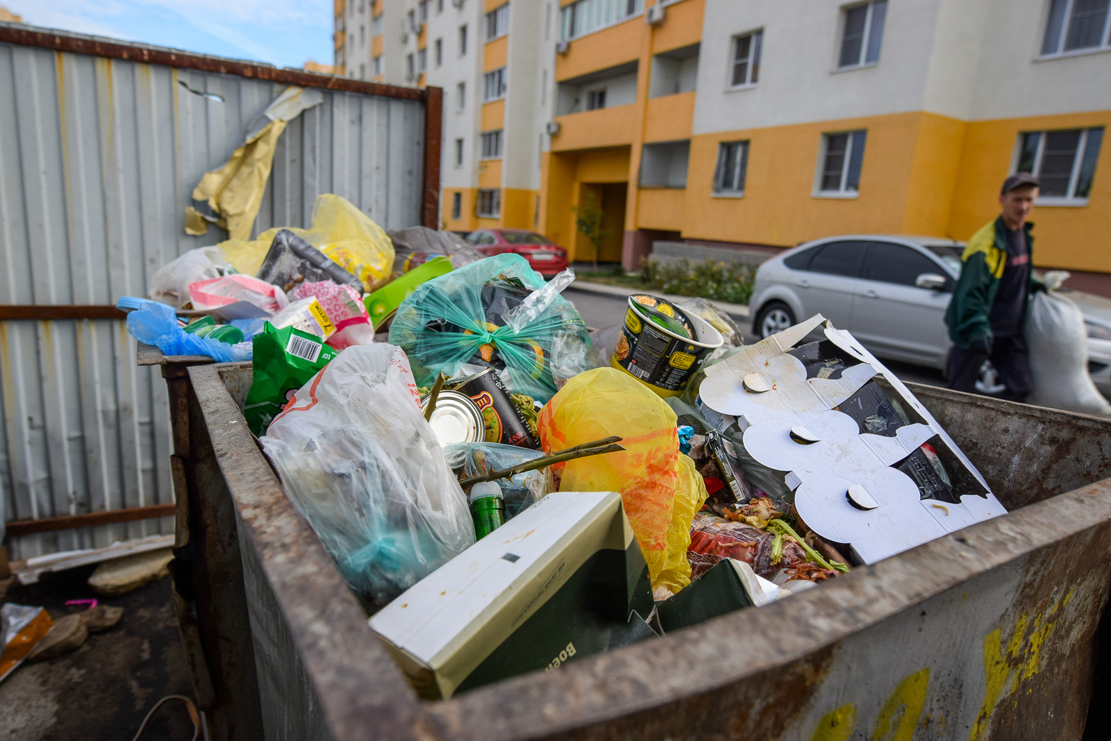 «Магнит» наконец назвал тариф на мусор в Омске