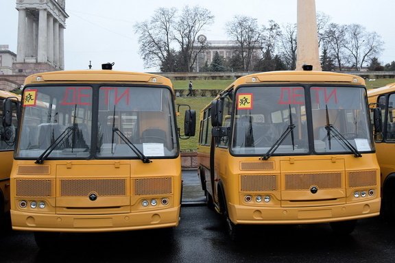 Проблема решена. Омская прокуратура заставила возить детей в школу на автобусах