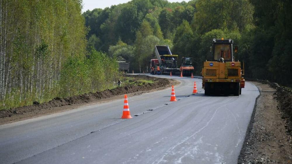 По поручению Хоценко на ремонт дорог в Омской области выделят дополнительные средства