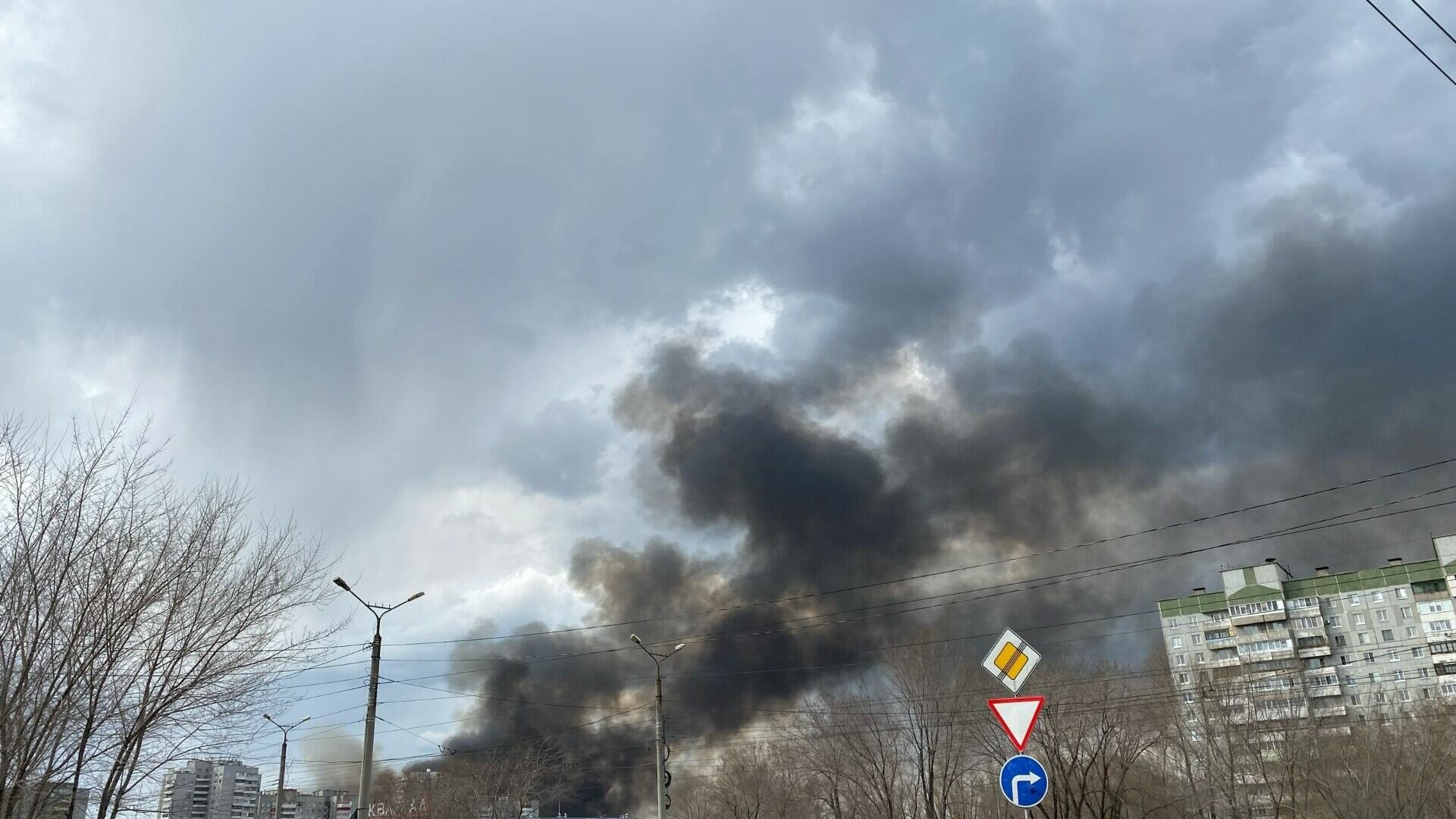 Пожары на Левобережье Омска возникают каждый год.