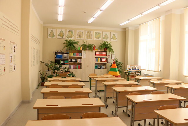 Студентов омского педуниверситета заманивают в школы надбавкой к стипендии
