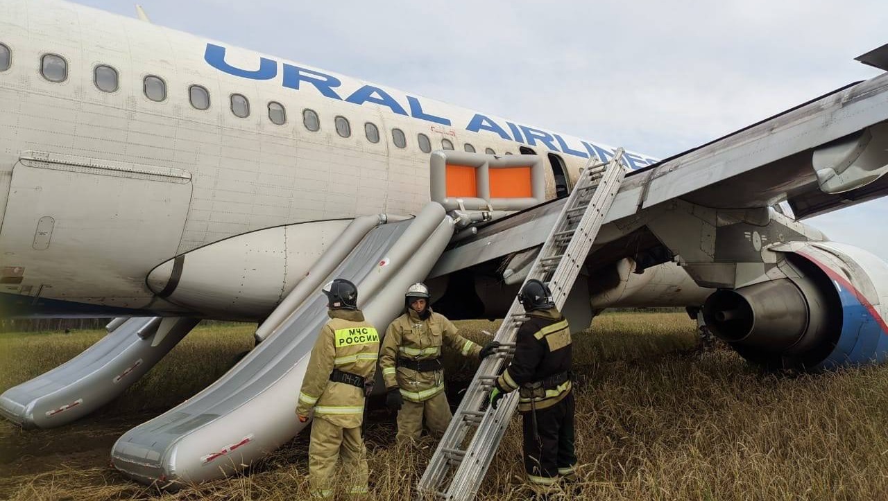 В Омской области создали оперштаб по помощи эвакуированным пассажирам рейса Сочи-Омск