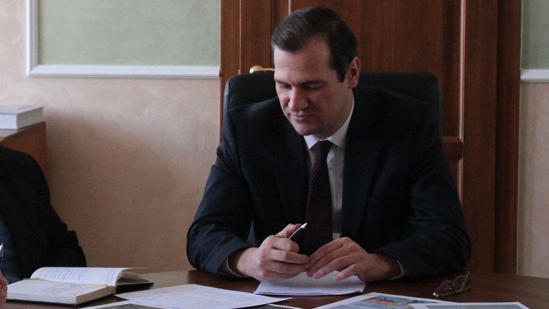 Бывший омский чиновник Матненко покинул пост министра экологии Сахалинской области