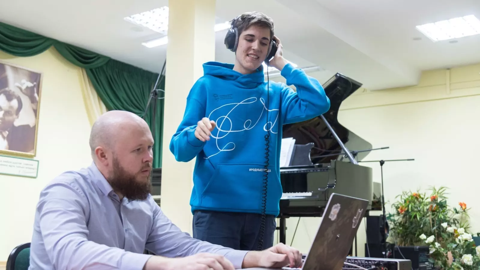 Юные омские музыканты получили уроки от столичных мэтров
