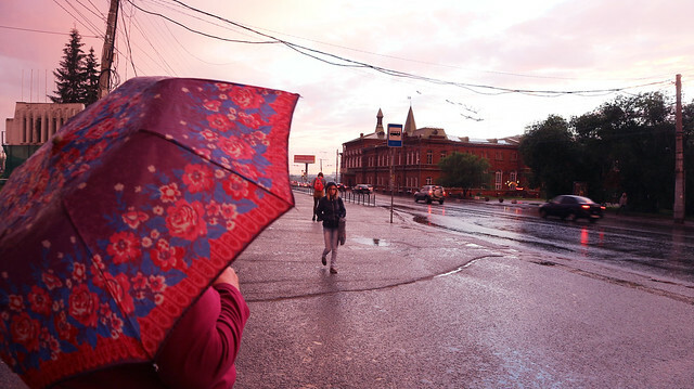 Первая половина недели в Омске будет дождливой и ветреной