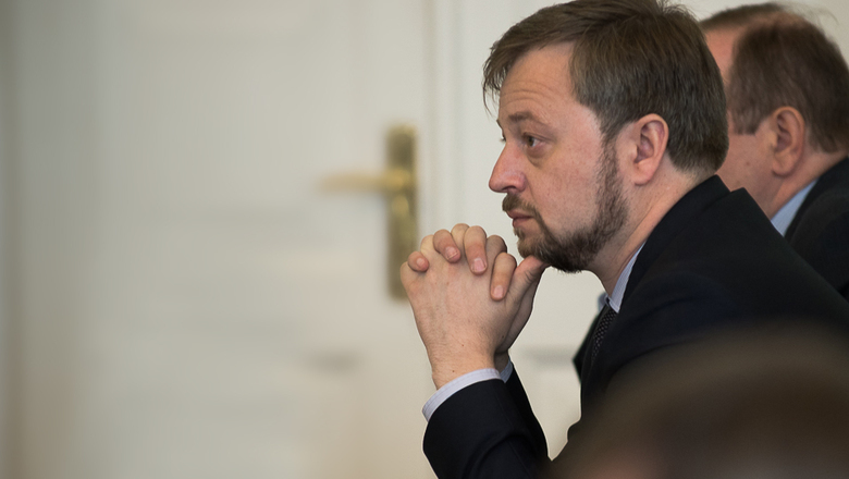 Суд признал экс-вице-мэра Омска Денежкина банкротом