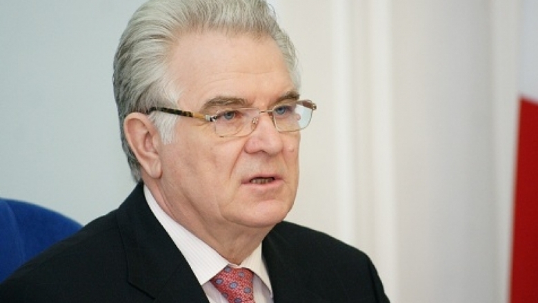 Председатель омского Заксобрания Варнавский отчитался о заработанных 10 млн рублей