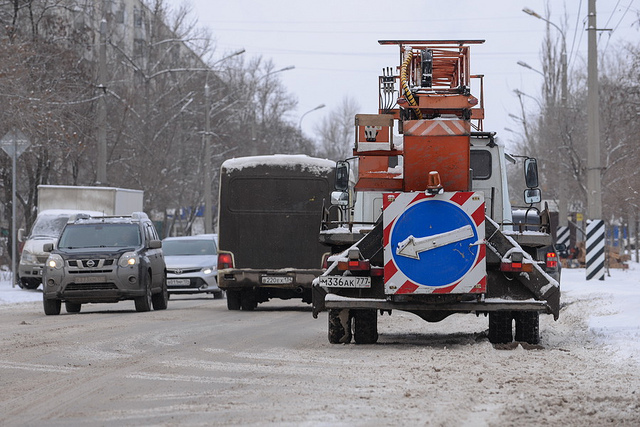 На уборку снега в Омске выйдет дополнительная техника