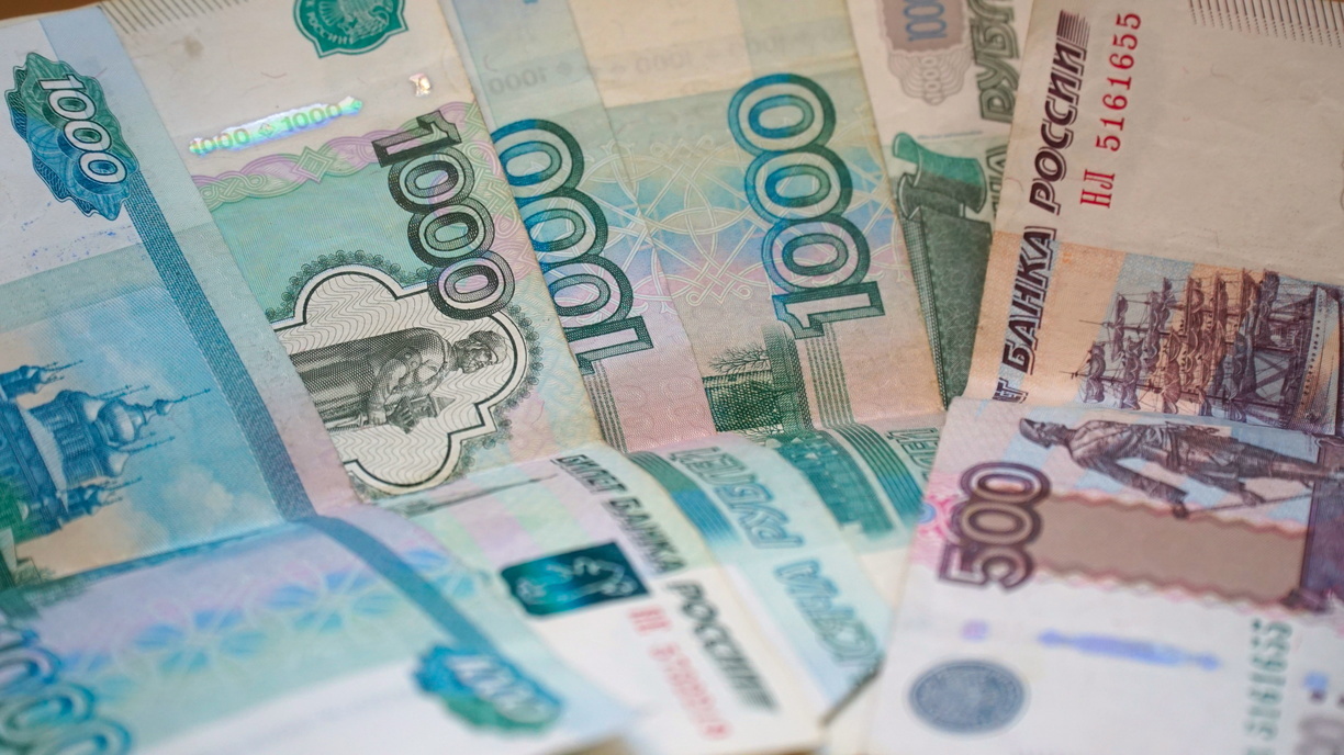 Омские организации заплатили налоги на 149 миллиардов