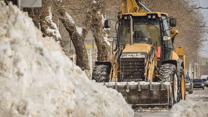 Аварий из-за снега и ям на дорогах Омска стало на 16% меньше