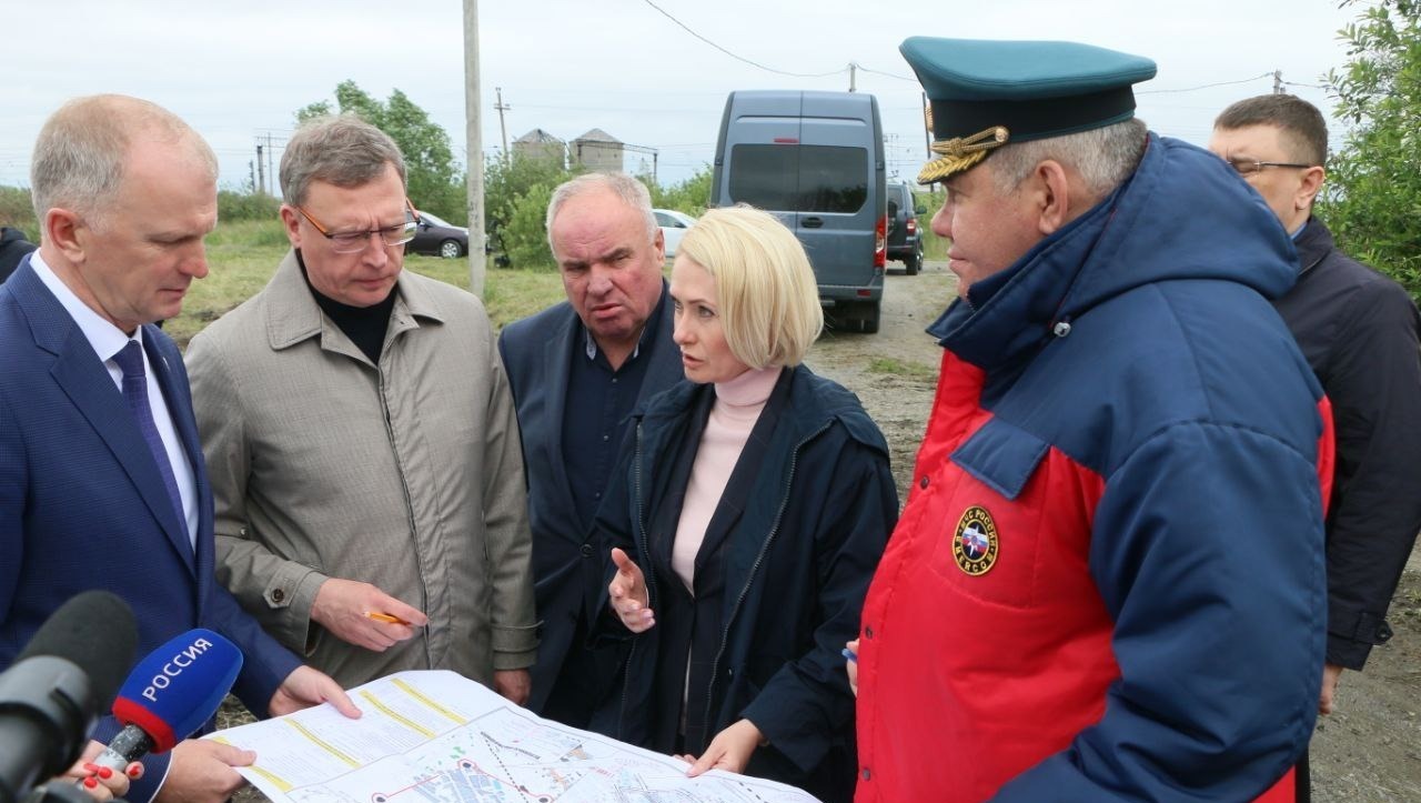 Вице-премьер Абрамченко высоко оценила помощь погорельцам в Омской области