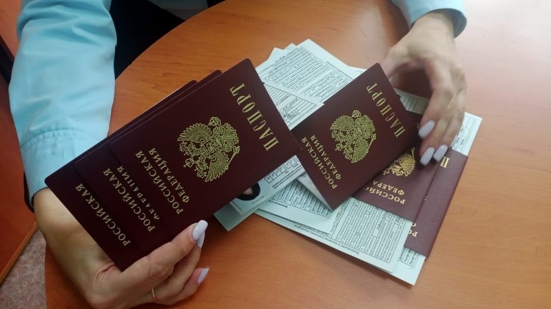 Начало положено. Погорельцам из Омской области восстановили паспорта