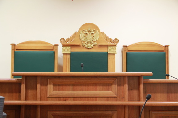 Скончался омский судья, приговоривший экс-чиновника Ровейна к 9.5 годам тюрьмы