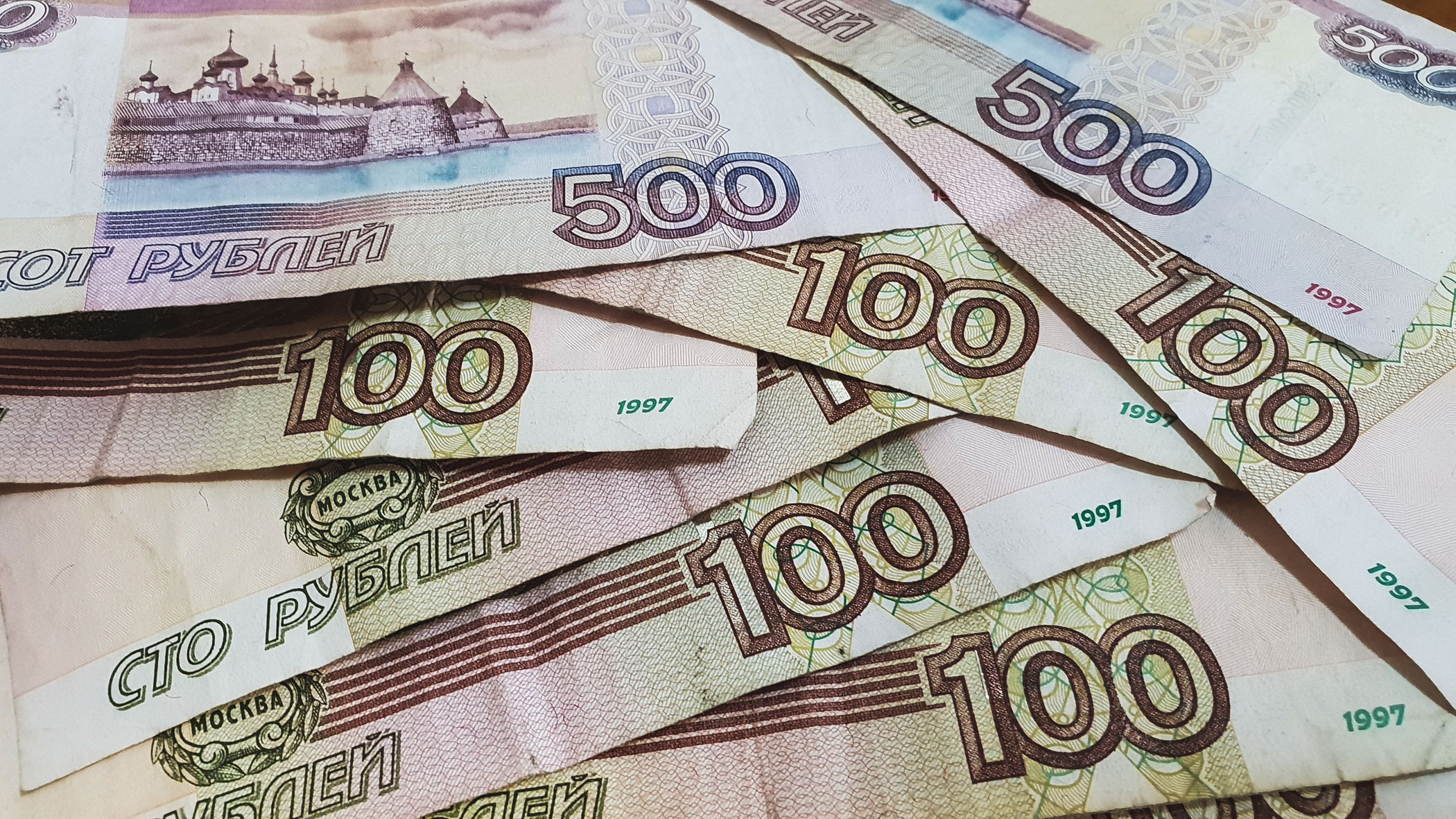 Омского экс-педагога подозревают в хищении денег у воспитанников школы-интерната