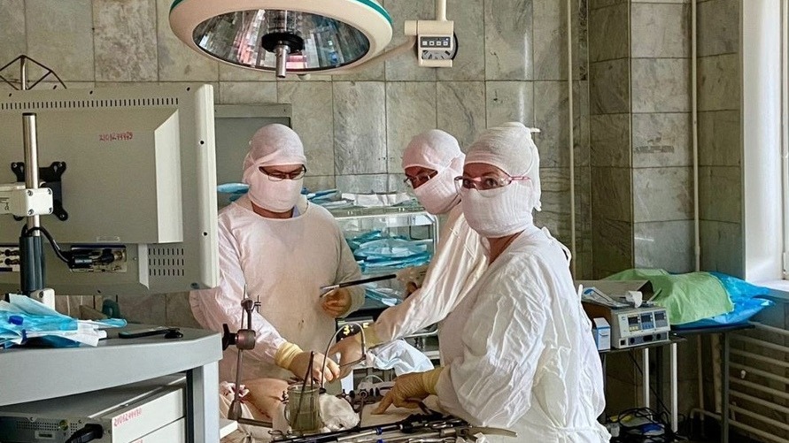 Омские хирурги спасли женщину с тяжелым заболеванием поджелудочной железы