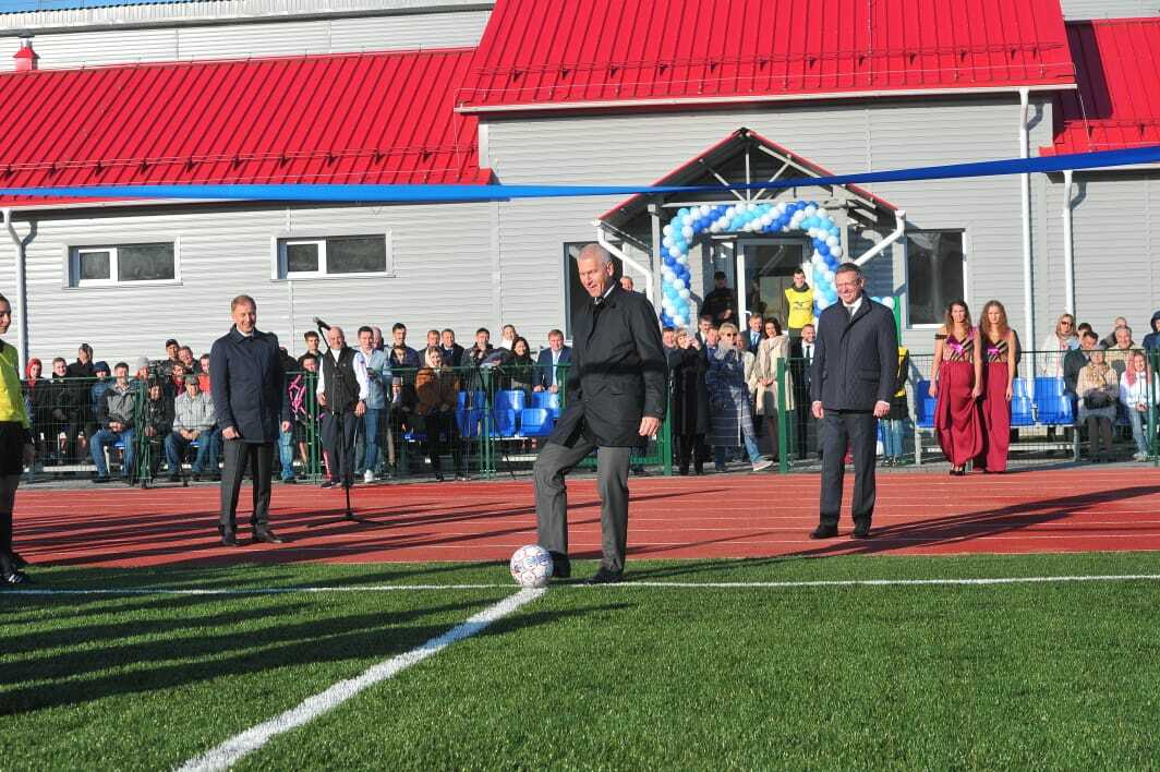 В Омск на открытие стадиона приехал министр спорта РФ