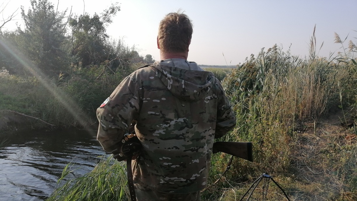 На открытии сезона охоты в Омской области застрелили мужчину