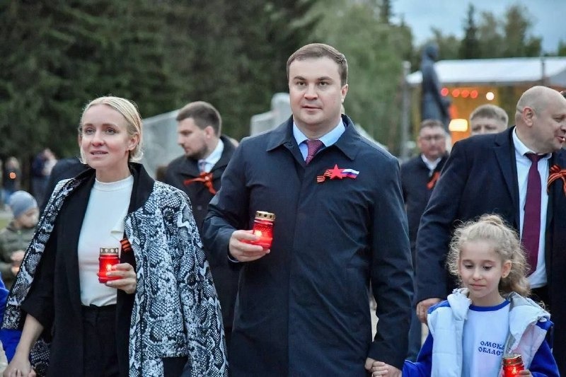Виталий Хоценко с семьей.