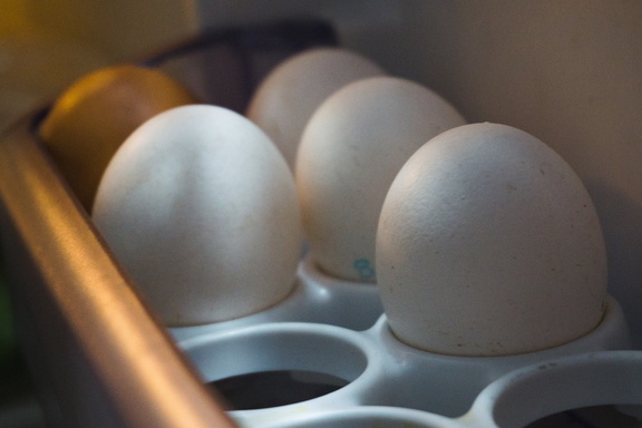 Во время пандемии омичи налегали на яйца — аналитики