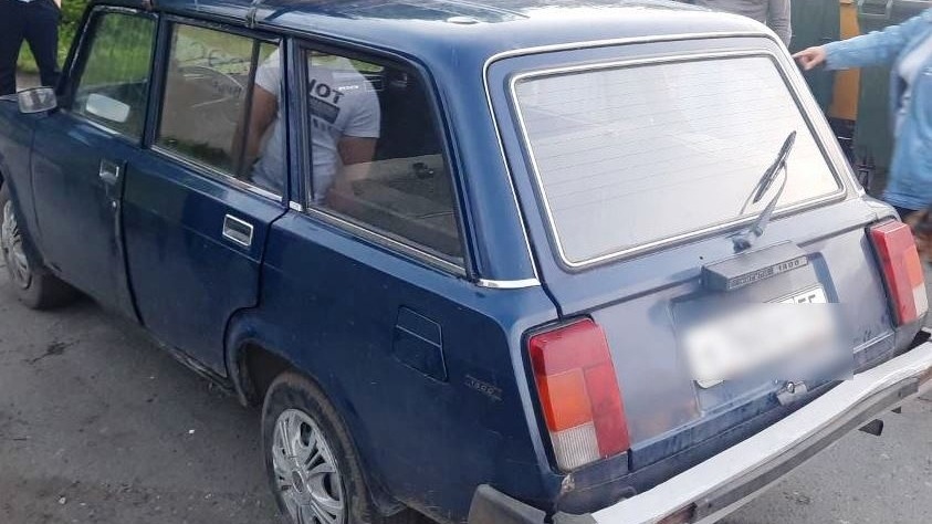 Любовь к отечественному авто подвела под статью 18-летнего омского рецидивиста