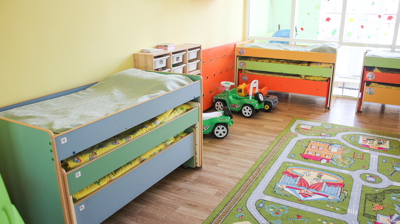 Горожане пожаловались на переполненные группы в омском детском саду