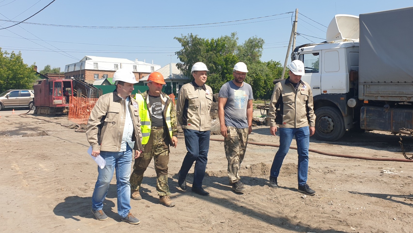 Руководство «Омскэлектро» проконтролировало реконструкцию сетей в двух округах