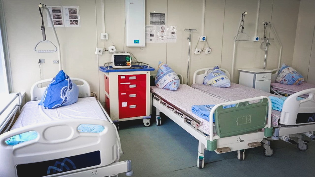 Омские больницы вернут к обычному режиму работы из-за спада заболеваемости ковидом