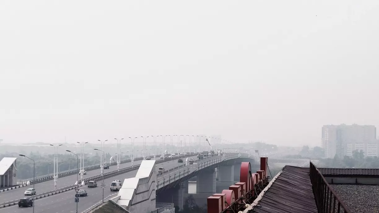 Омичи остались недовольны отремонтированными полосами Ленинградского моста