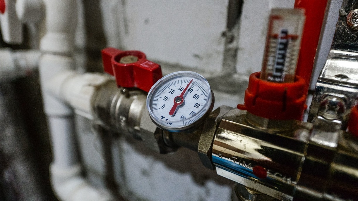 Эксперты ЖКХ низко оценили шансы вернуть деньги за перерасчет отопления в Омске