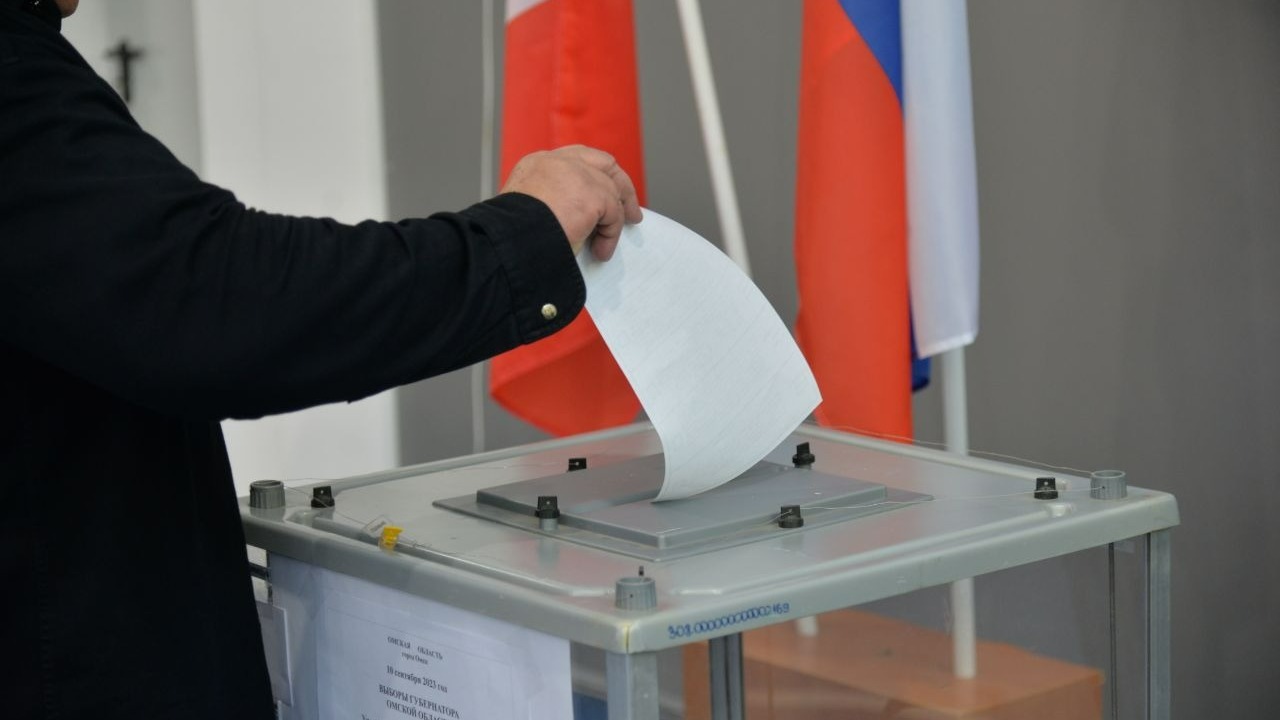 В первый день выборов в Омской области проголосовало около 244 тысяч избирателей